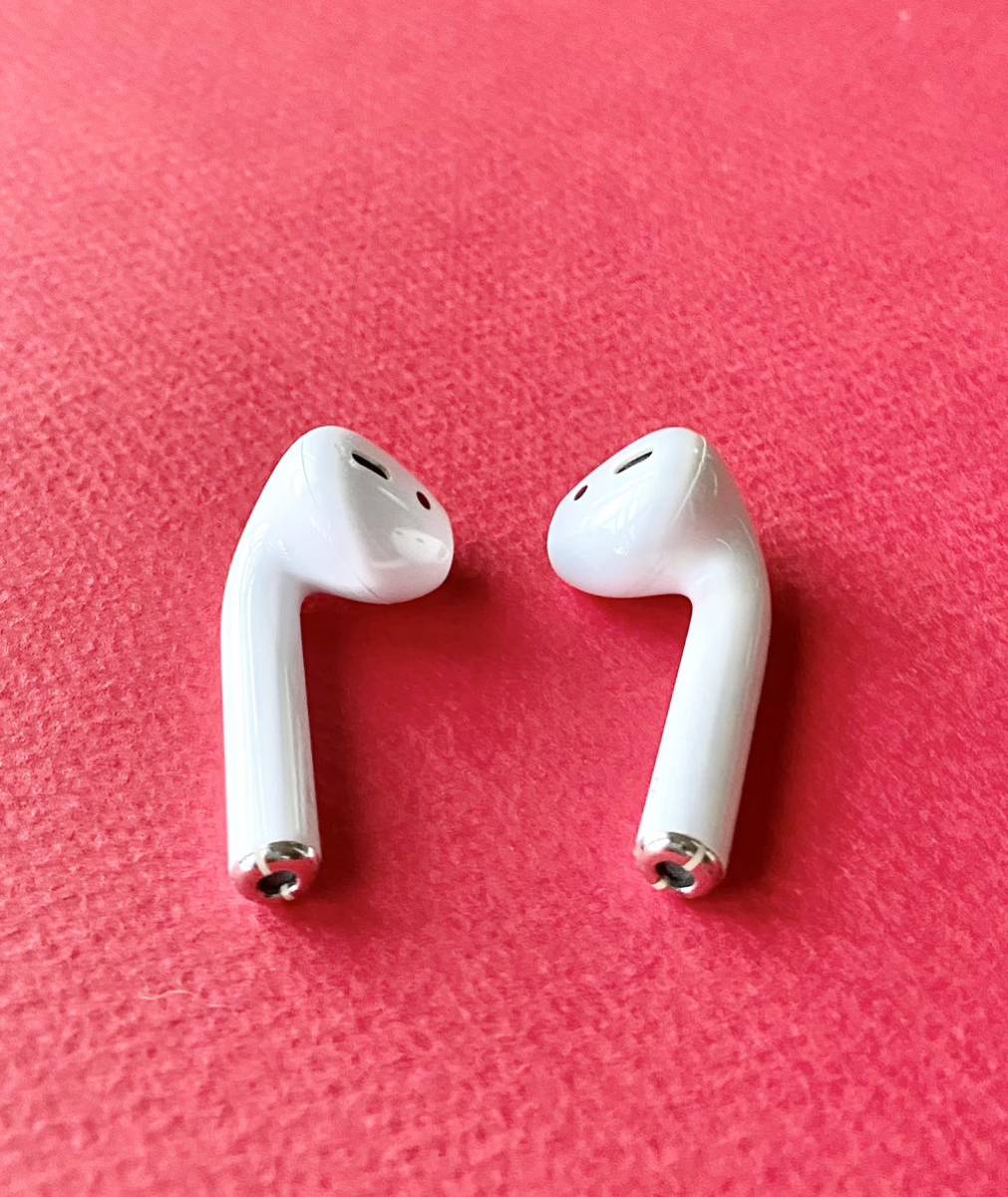 Apple ☆ AirPods エアポッズ ☆ 第2世代 ☆ A2031 A2032