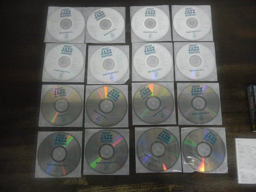 GREAT JAZZ MASTERS　JAZZ 300 Numbers　グレート・ジャズ・マスターズ　CD16枚組　300曲収録(ステレオ：38/モノラル：262)_画像2