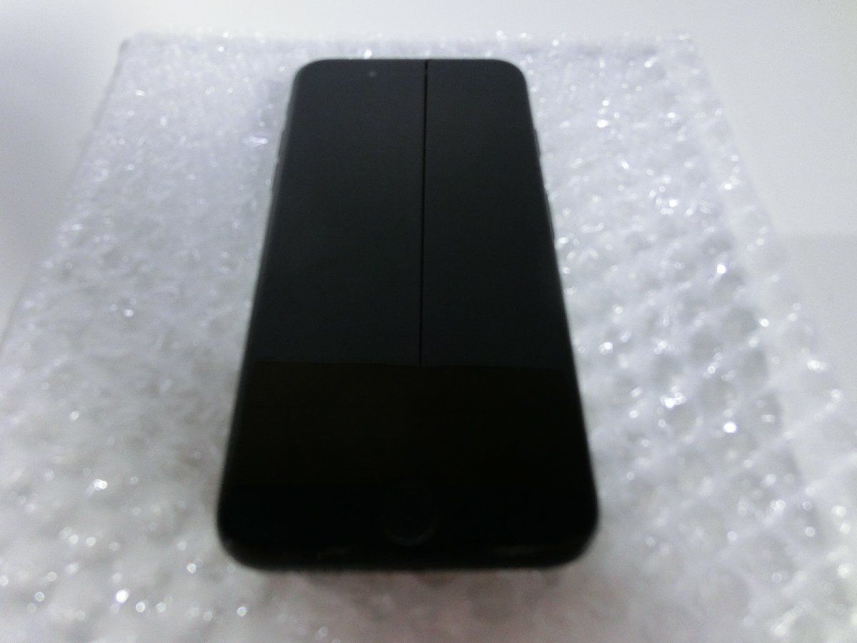 Apple iPhone7 128GB au MNCK2J/A バッテリー82%-