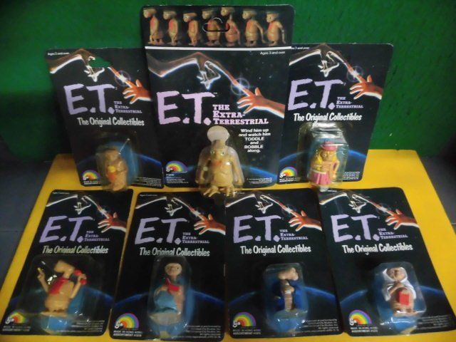 E.T. 輸入品　フィギュア 7体セット　The Original Collectibles Mini E.T. Figure＋Wind Up Toddle Bobble_画像1