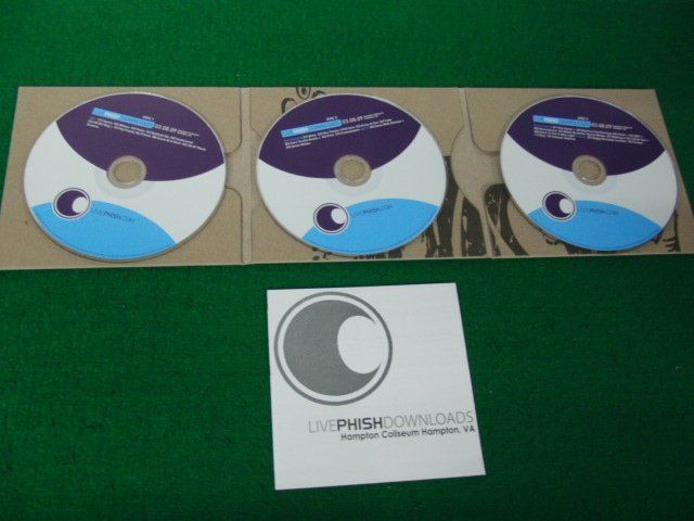 3枚組CD PHISH『LIVE PHISH DOWNLOADS 03.08.09 Hampton Coliseum, Hampton, VA』※ディスク2に少し罅割れあり_画像3