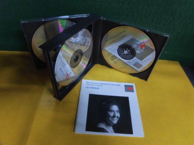 CD4枚組(オーストラリア盤)　リリー・クラウス　Lili Kraus Mozart Piano Sonatas　モーツァルト・ピアノソナタ_画像2