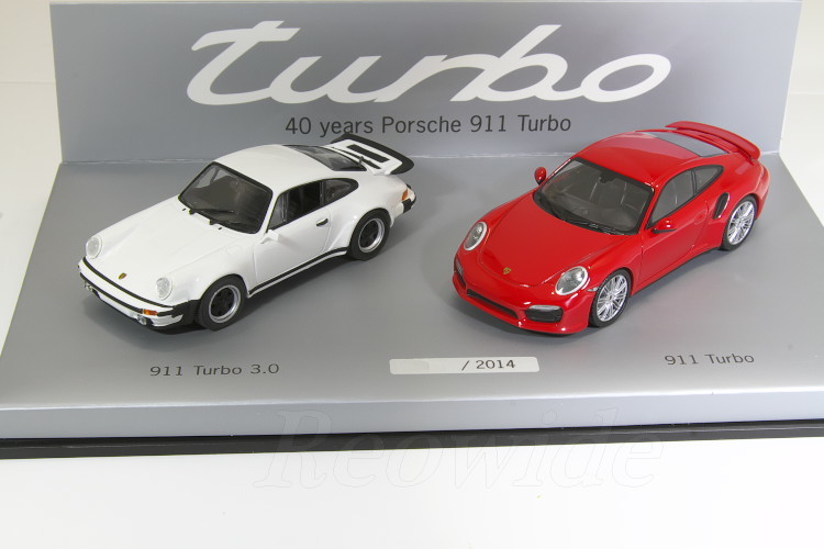 ミニチャンプス 1/43 40周年記念 ポルシェ 911 ターボ 2台セット 911 turbo 3.0 930 1974 / 911 991 turbo 2014 WAP0200120E