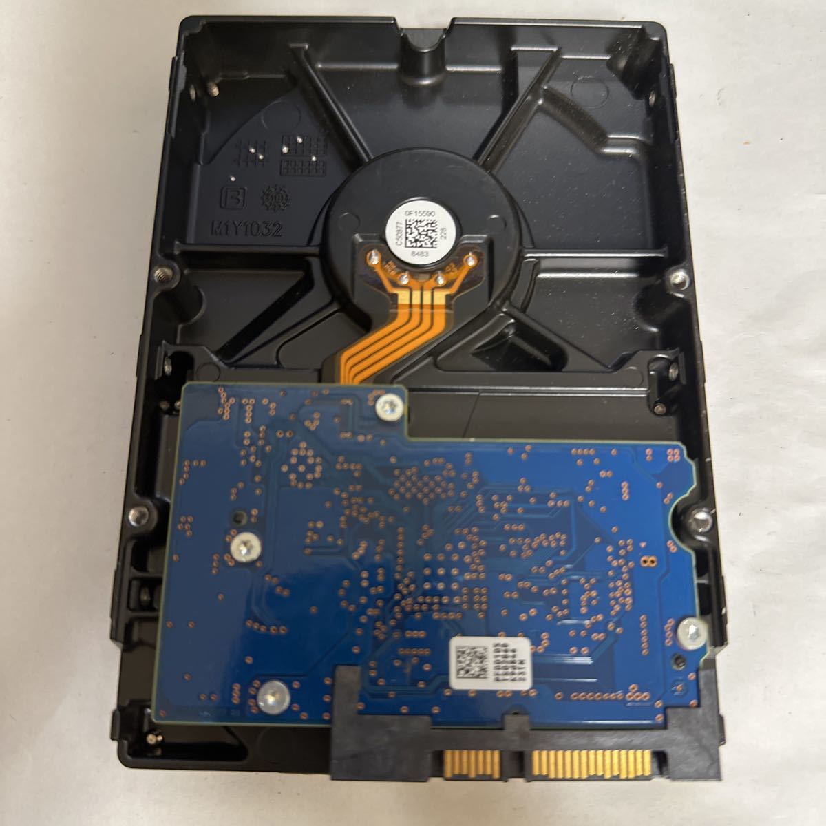 H322:（動作保証/AVコマンド対応/使用0時間）SATA 3.5インチHDD 1TB TOSHIBA DT01ACA100_画像3