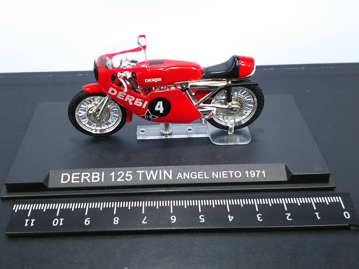 チャンピオンバイク DERBI 125 TWIN ANGEL NIETO 1971 デルビ アンヘル・ニエト・ロルダン 送料410円 同梱歓迎 追跡可 匿名配送_画像1