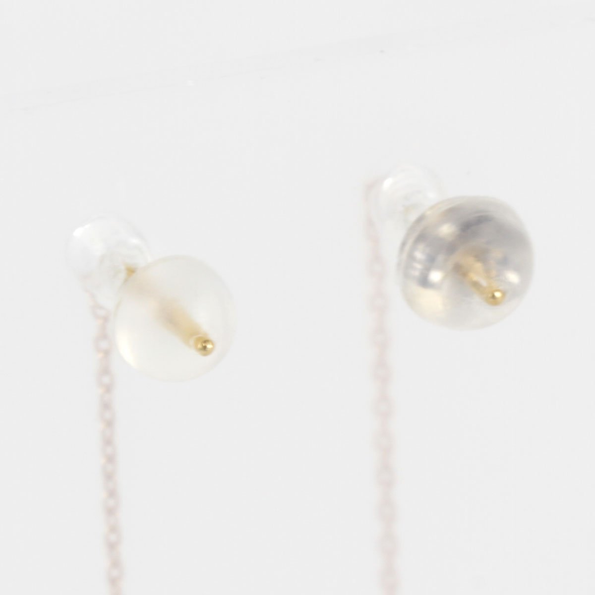 美品『USED』 K18 ぶら下がりチェーン ピアス ダイヤモンド 0.15ct 0.8g_画像4