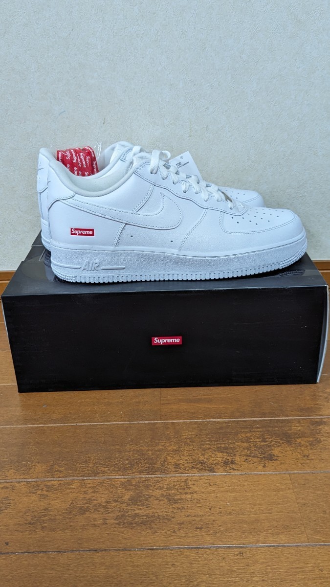 Supreme Nike Air Force 1 Low White US9.5/ Supreme Air Force 1 27.5