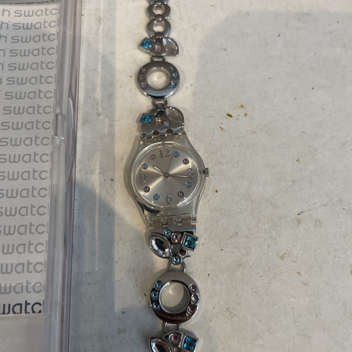  Swatch lady's wristwatch ag2007