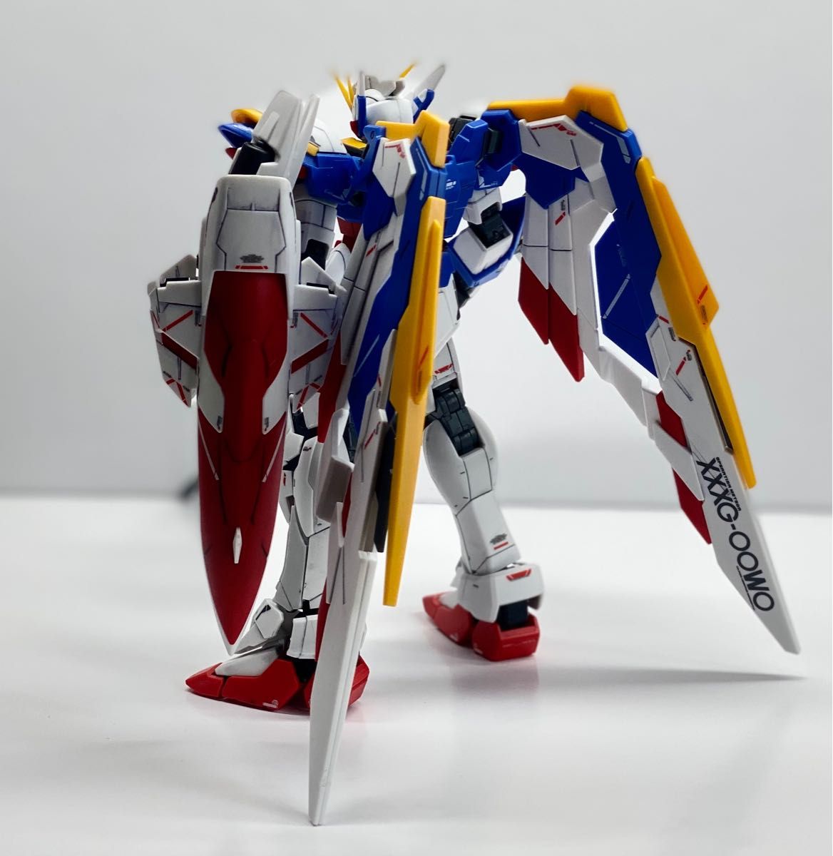 1/144 RGウイングガンダム 完成品ガンプラ