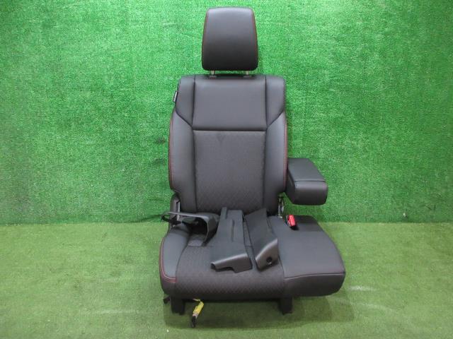 スペーシア 4AA-MK53S ドライバーシート