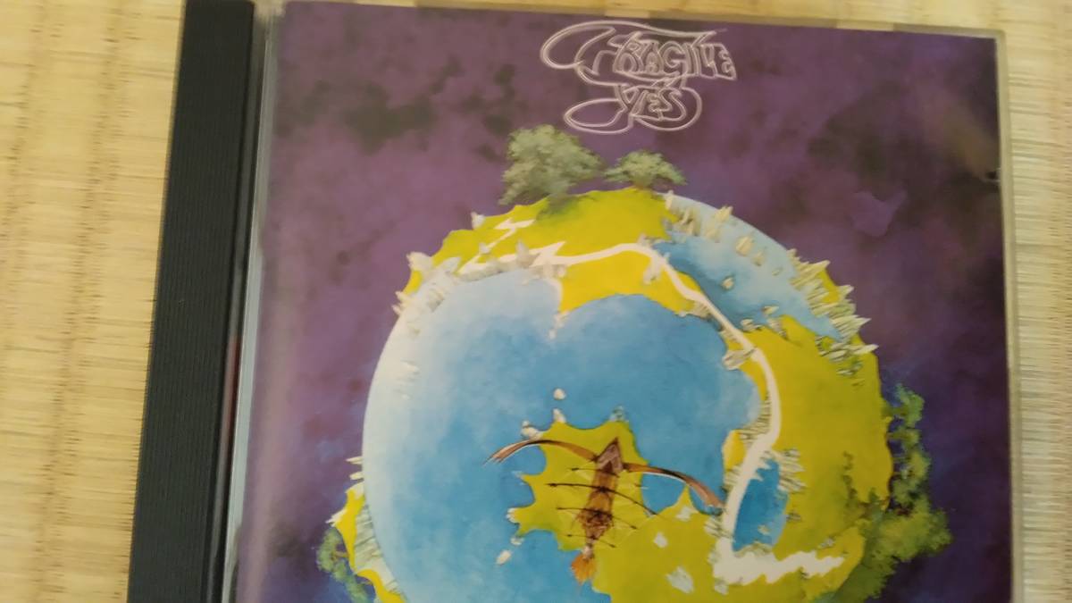 YES 　FRAGILE　イエス　輸入盤_画像1