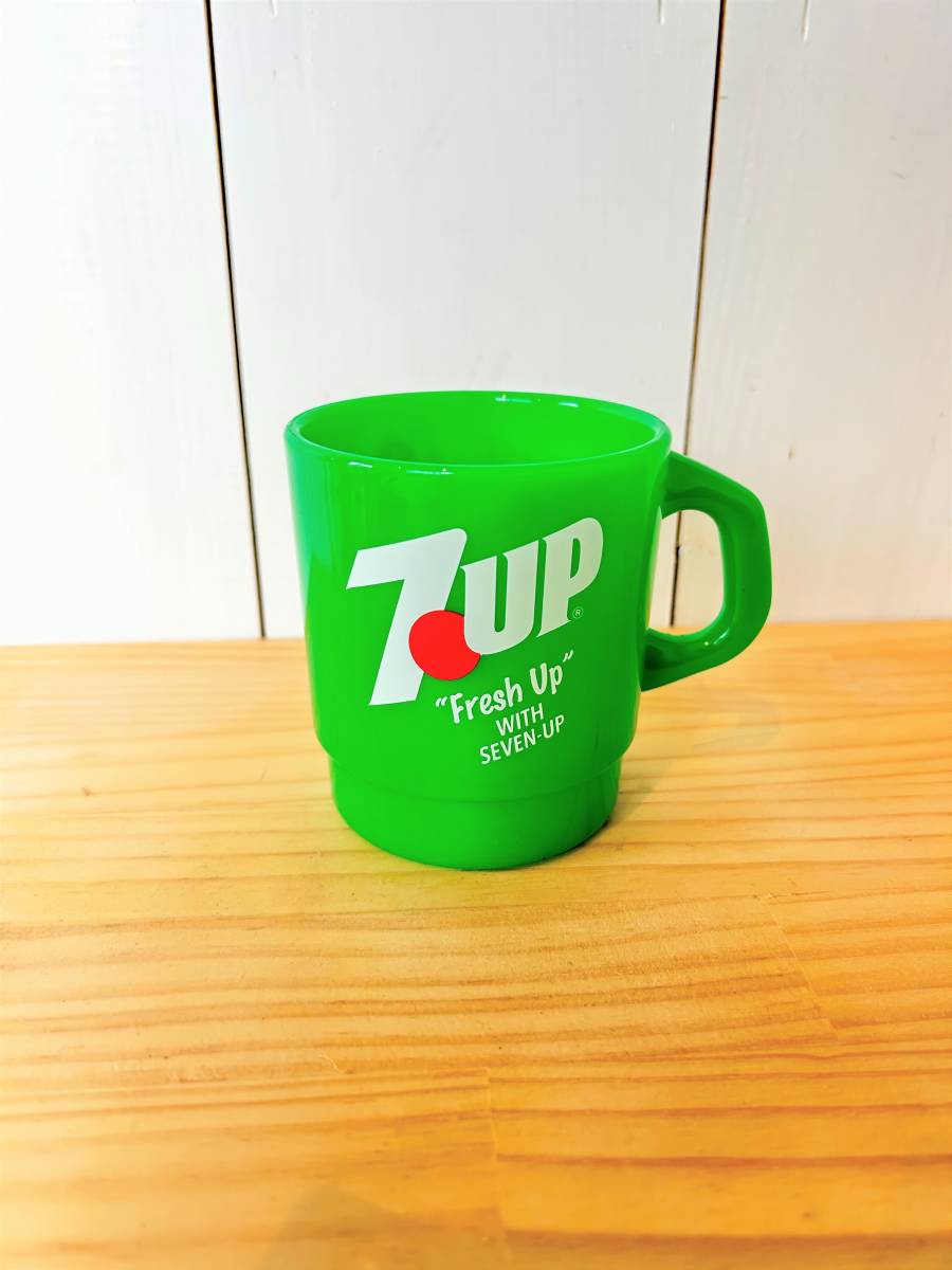 【新品】7UP　スタッキングマグ　セブンアップ　マグカップ　フレッシュグリーン_画像1