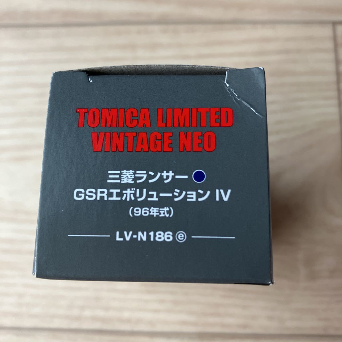 トミカ リミテッド ヴィンテージ ネオ NEO LV-N186e 三菱 ランサー GSR エボリューションIV 紺 1/64スケール 327356 トミーテック 新品_画像4