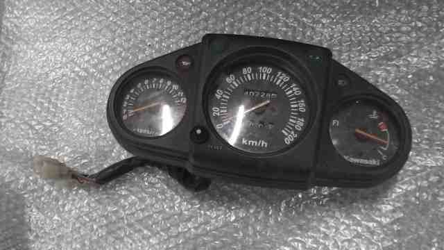 ニンジャ Ninja 250R EX250K-A15xxx の メーター *1690850717 ニンジャ Ninja 250R EX250K-A15xxx の メーター *1690850717
