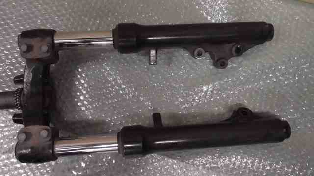  address V125S CF4MA-131xxx. front fork *1693273166 used 