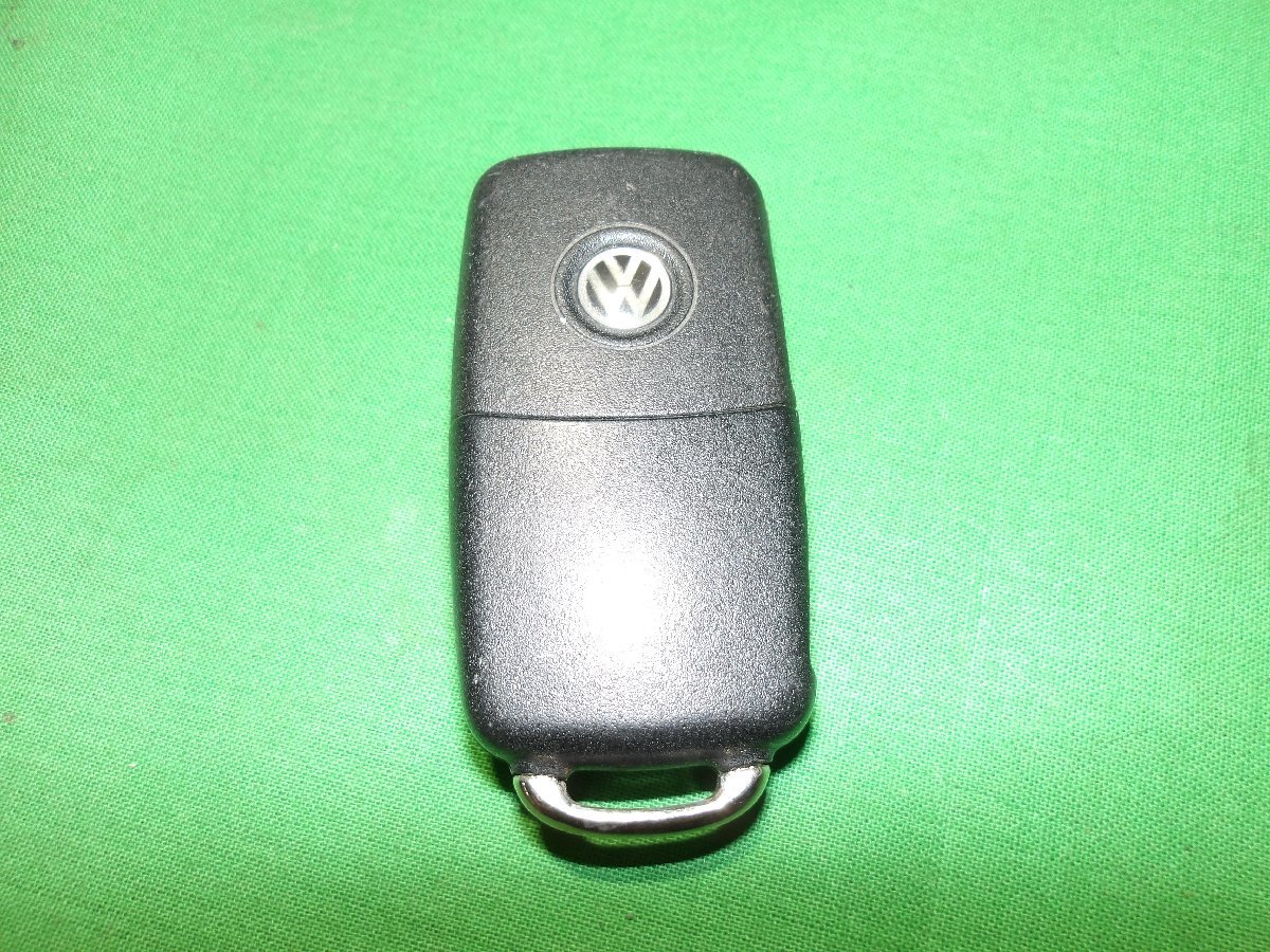 フォルクスワーゲン　VWポロ　6RCBZ　純正　鍵　電池無し　5K0837202B_画像1