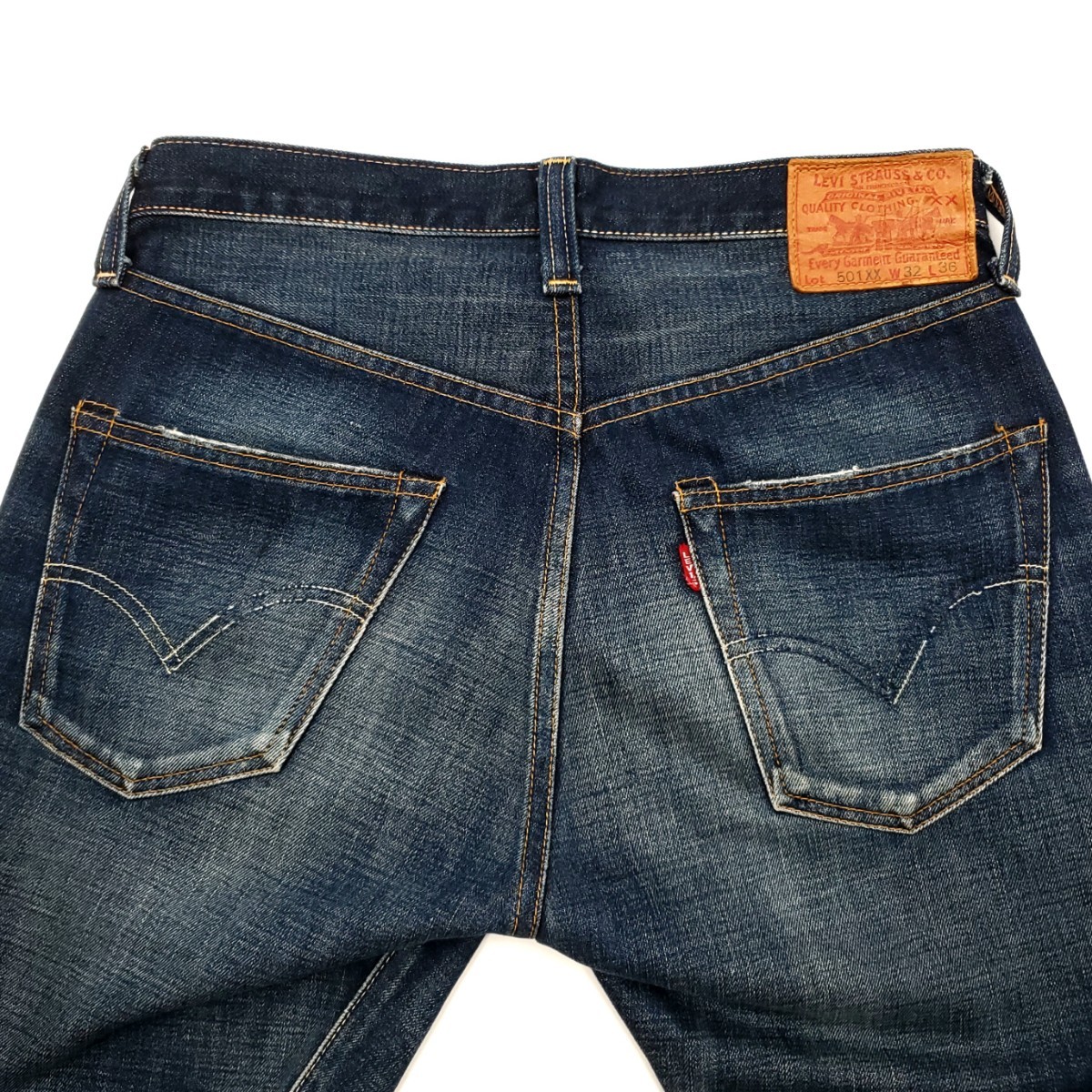 サンプル級のアタリ◆Levi's 47501◆W32日本製ビンテージ復刻ジーンズBIGEリーバイス赤耳ビッグEメンズデニム501XXレプリカLVC加工 700_画像6