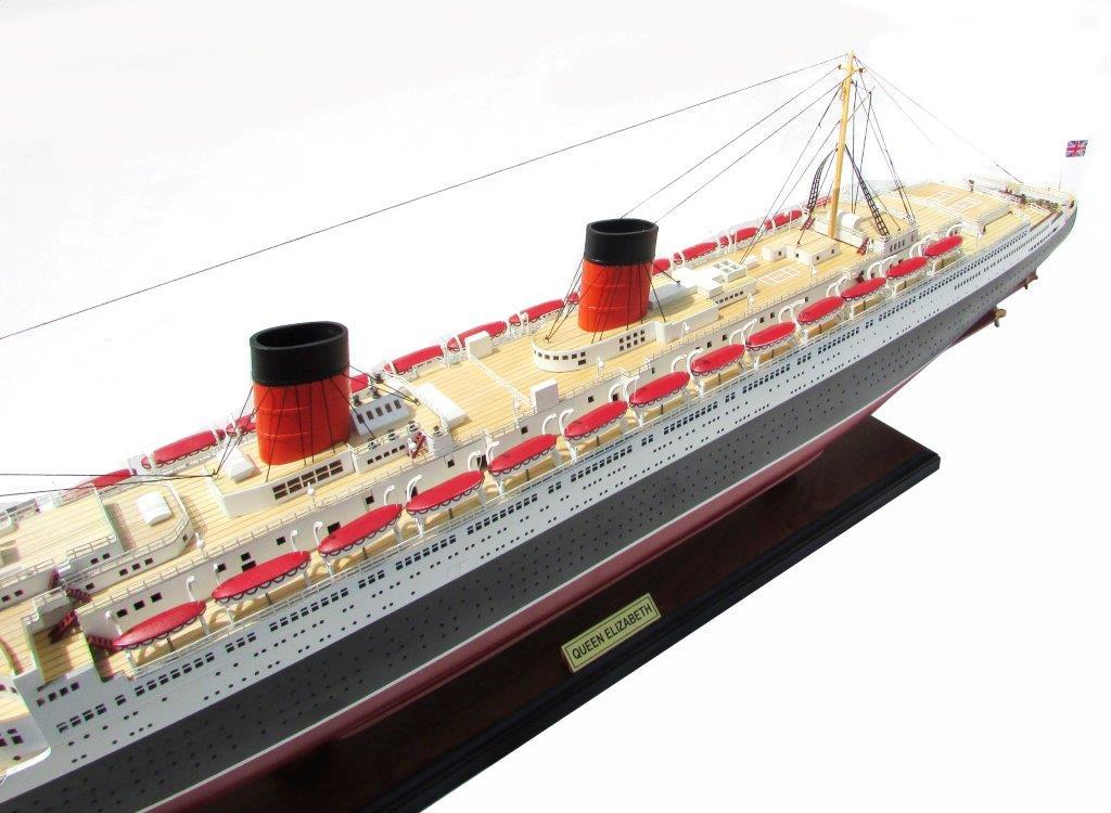 * gorgeous passenger boat new *RMS Queen Elizabeth 100cm precise class wooden handmade final product 