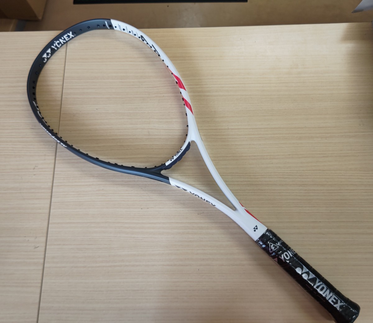 YONEX VR7V(103)UL1】 YONEX(ヨネックス) ボルトレイジ7V UL1 ホワイト 