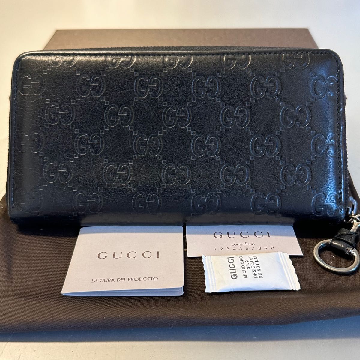 新品同様 グッチ GUCCI 財布 長財布 シマレザー シグネチャー ラウンド