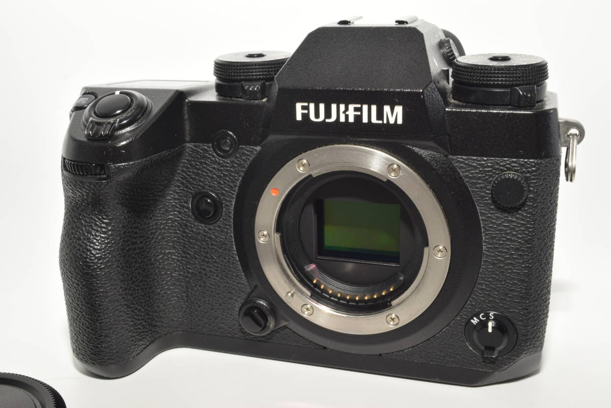 激安先着 231133☆良品☆FUJIFILM ミラーレス一眼カメラ X-H1ブラック