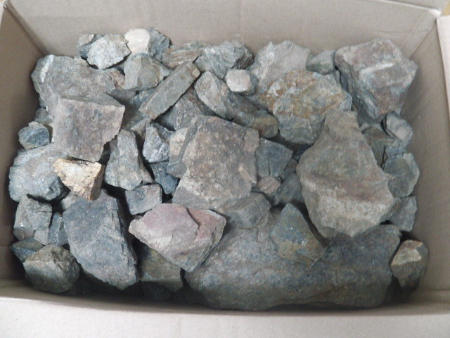  natural stone trader stone gardening stone weight 14.1kg stone rock boat stone?... stone? blue stone .. flower . potted plant garden ... entranceway gravel aquarium stone ⑪