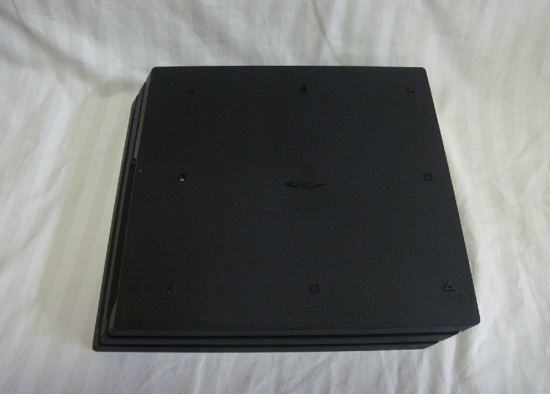 送料無料 PS4Pro本体日本製 美品+付属品セット 最後期機種7200 送料無料 PS4Pro本体日本製 美品+付属品セット 最後期機種7200