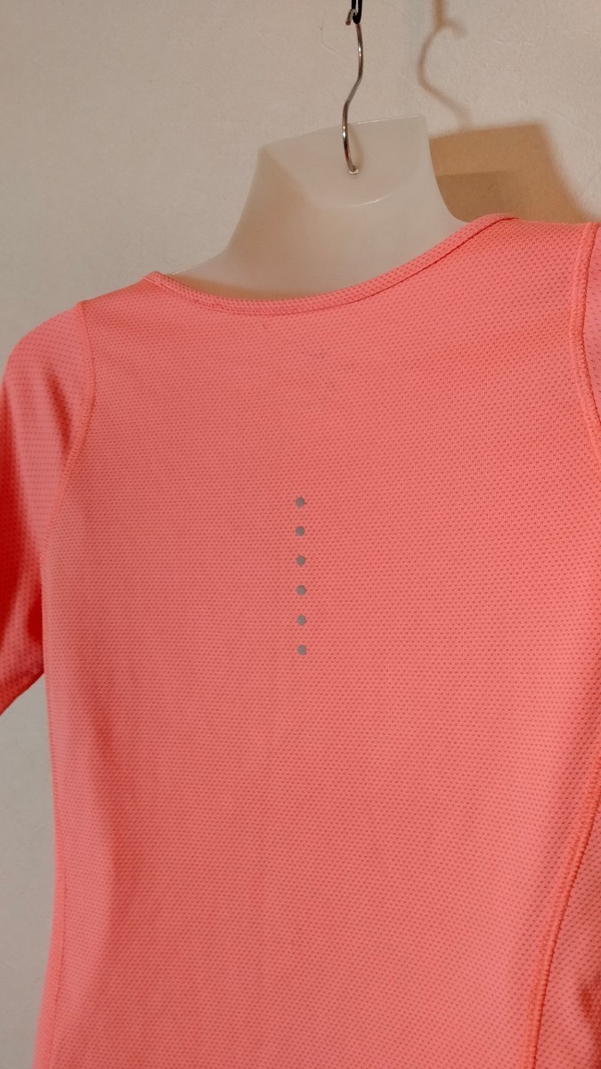 Nike ナイキ Zonalクーリング仕様ランニングシャツトレーニングシャツ レディースSサイズ ナイキ カットソー Tシャツ　ランニングウェア _画像7