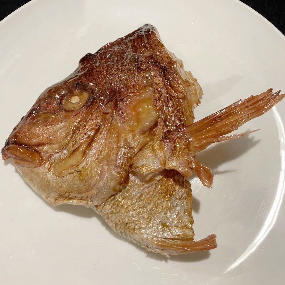 最新デザインの 食品サンプル 鯛のカブト煮 食品サンプル