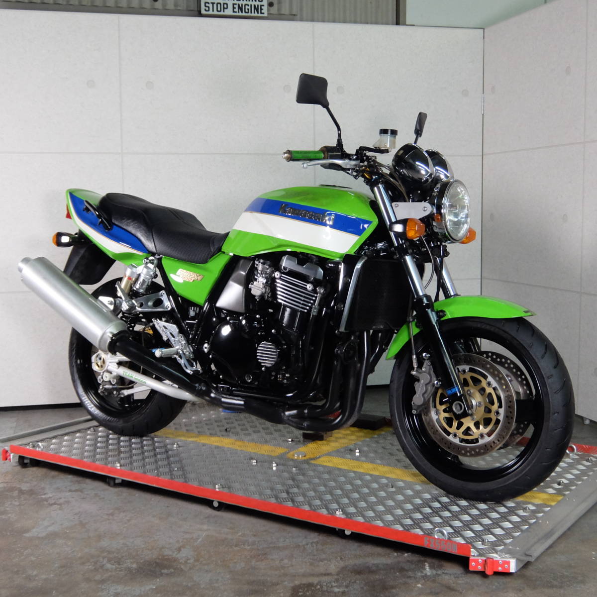 Yahoo!オークション - 【ビッグネイキッド】動画有 ZRX 1100 Yahoo!オークション - 【ビッグネイキッド】動画有 ZRX 1100