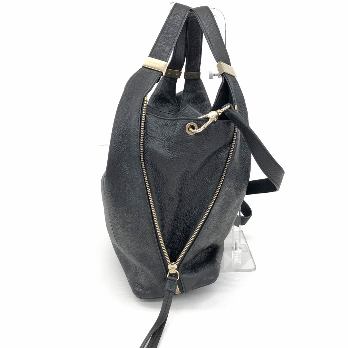 良好◆FURLA フルラ 2WAYバッグ◆ ブラック レザー レディース 多機能 bag 鞄 F6530 LIZ　サイドジップ ショルダー_画像2