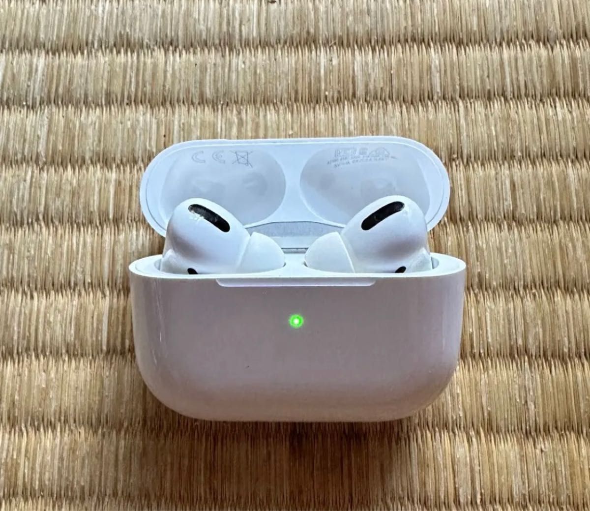 【純正品】 AirPods Pro  第1世代 右耳 左耳 充電ケース