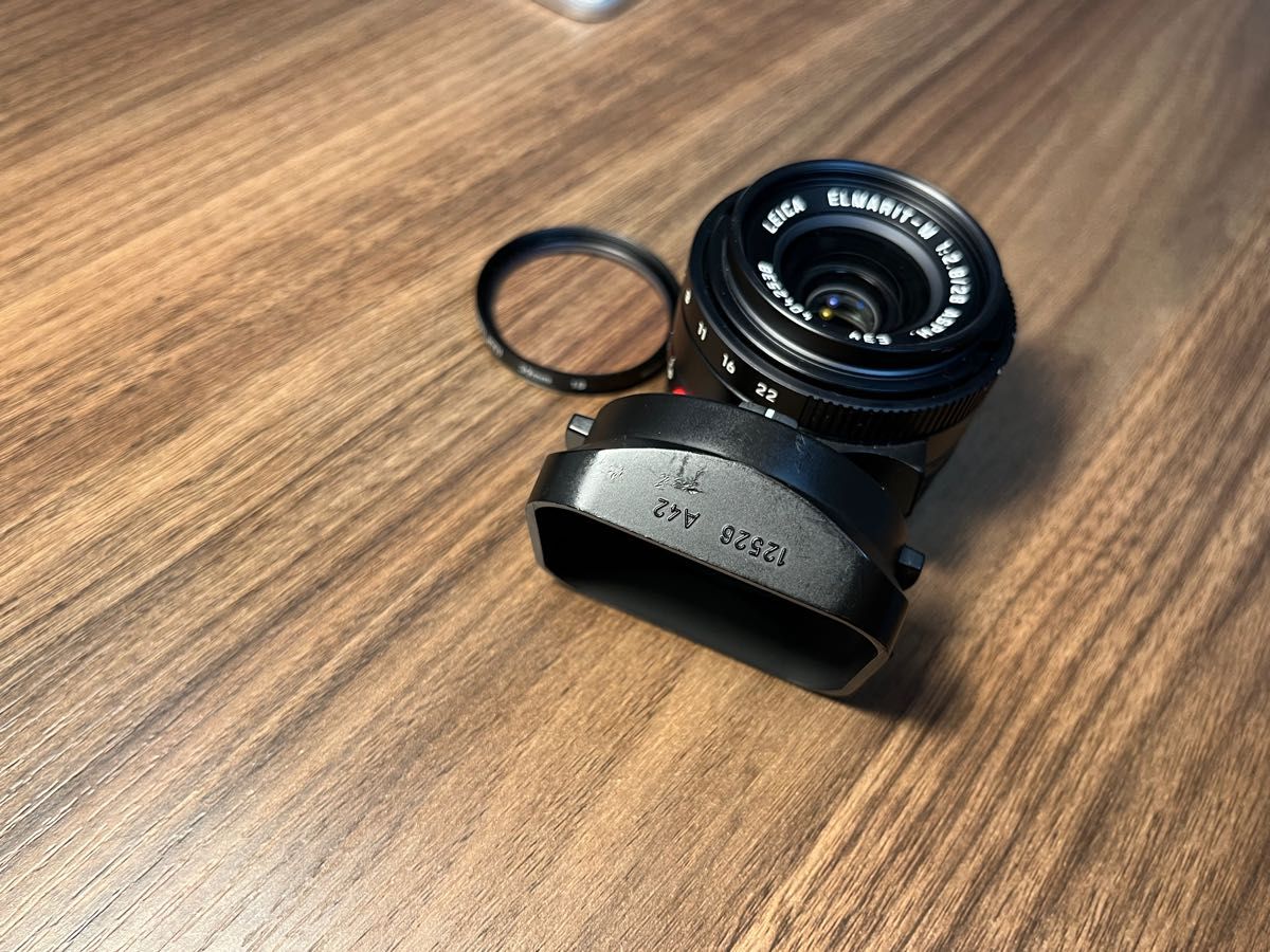 ライカ Leica ELMARIT 28mm f2 8 ASPH 11606 美品 フード付き 第 ライカ Leica ELMARIT 28mm f2 8 ASPH 11606 美品 フード付き 第