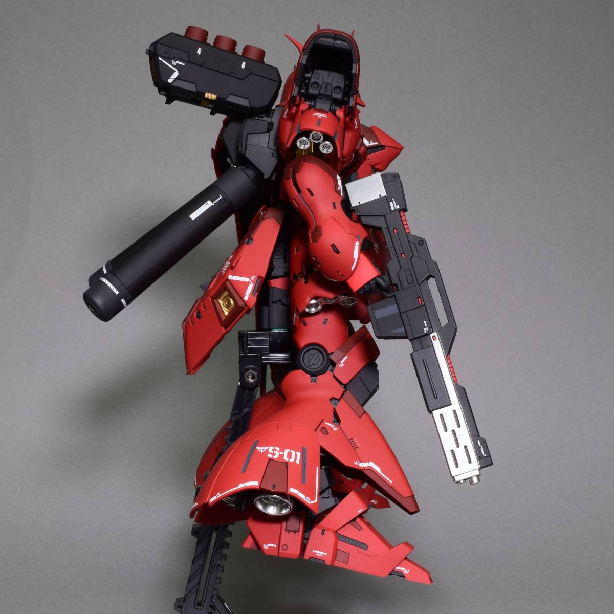 塗装済完成品 RG サザビー ガンプラ