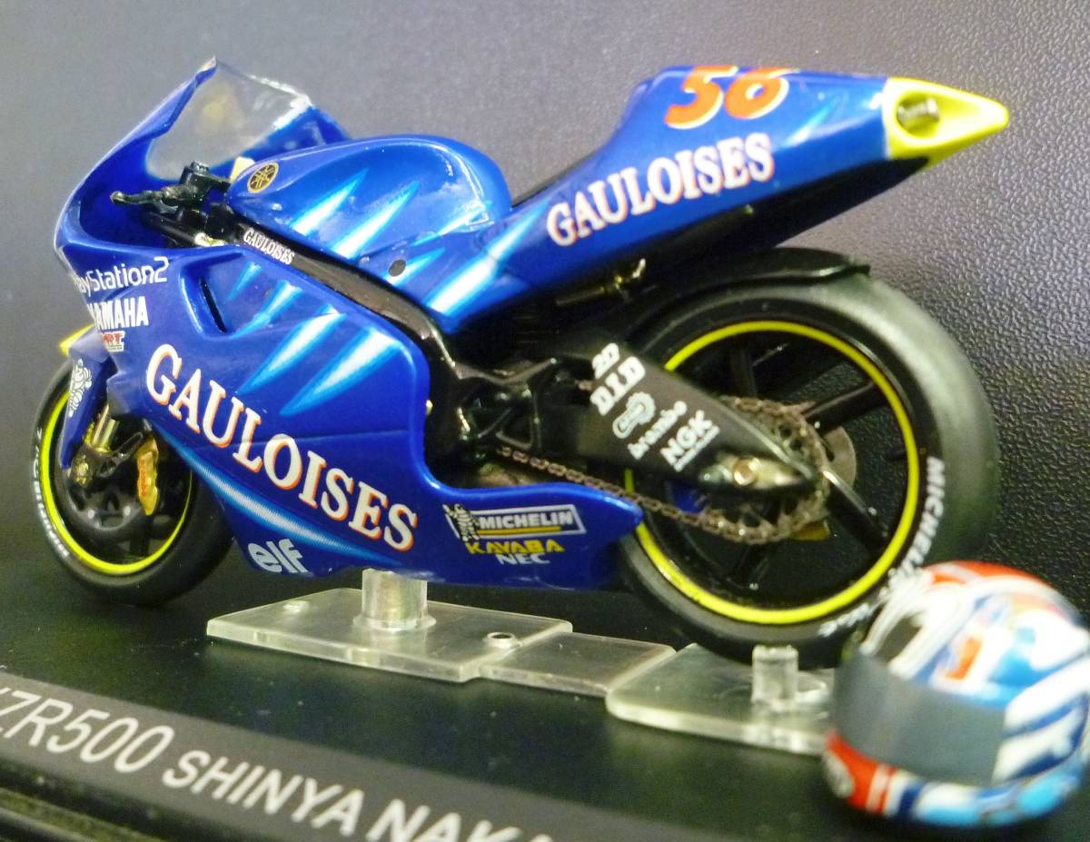 ゴロワーズ タバコ ロゴ 1/24 ヤマハ YZR500 中野真一 ヘルメット付 YAMAHA YZR 500 #56 TEAM GAULOISES Moto GP　☆一味違う ixo製品_画像3