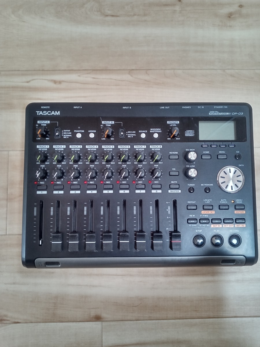 TASCAM DIGITAL DIGITAL PORTASTUDIO DP-300 マルチトラックレコーダー_画像1