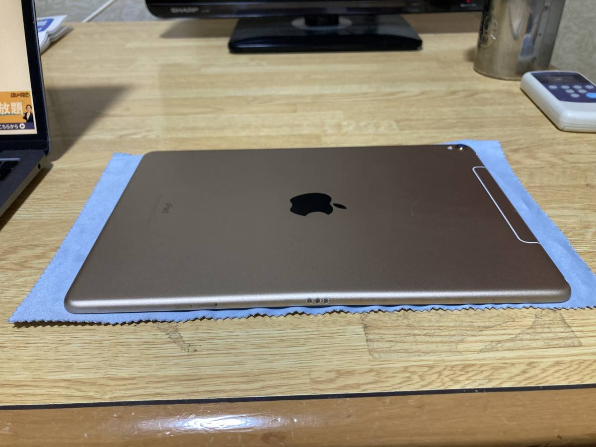 SIMフリー Apple iPad Pro 10.5インチ Wi-Fi+Cellular A1709 MQF12J/A ゴールド 64GB 送料無料
