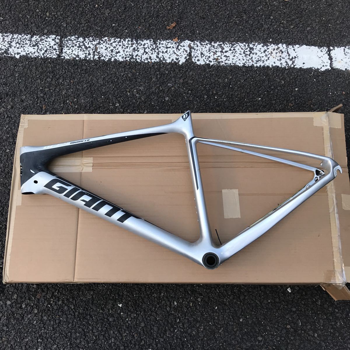 カタログギフトも! GIANT ADVANCED DEFY カーボンフレーム ロードバイク ロードバイク カタログギフトも! GIANT ADVANCED DEFY カーボンフレーム ロードバイク ロードバイク