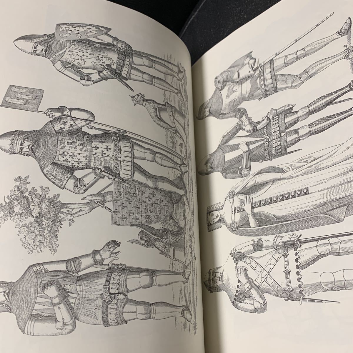 European Civil and Military Clothing　古代ヨーロッパイラスト 軍隊 鎧 甲冑 古代西洋_画像8