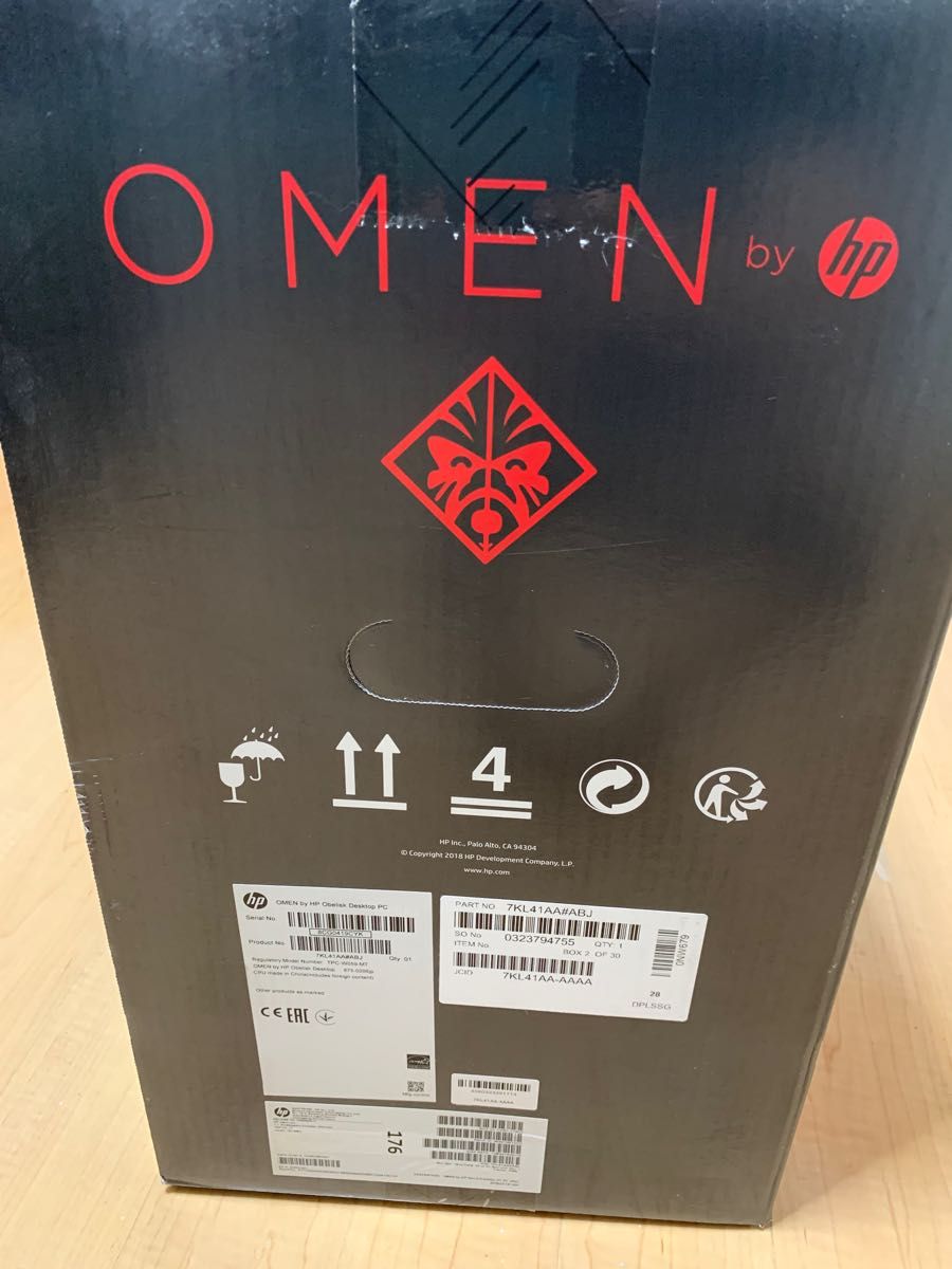 週末限定OMEN by HP Obelisk Desktop