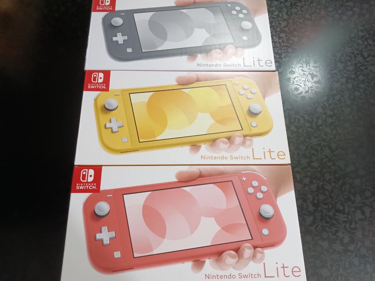 新品未開封【3台セット】Nintendo Switch Lite グレー コーラル