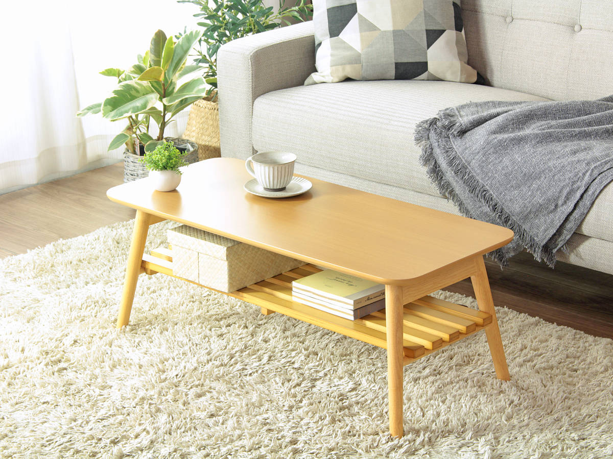 シンプルデザインの棚付き折りたたみテーブル 木製　ナチュラル色　幅90