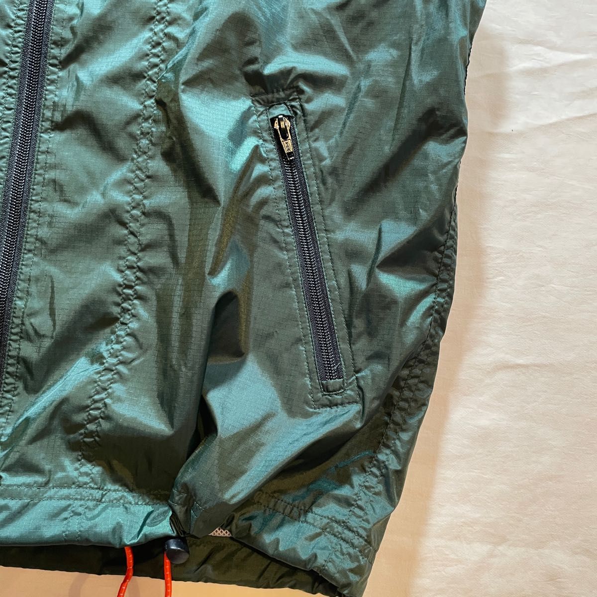 90s OLD GAP オールドギャップ ナイロンベスト フード Y2K TEC 90s OLD GAP オールドギャップ ナイロンベスト フード Y2K TEC