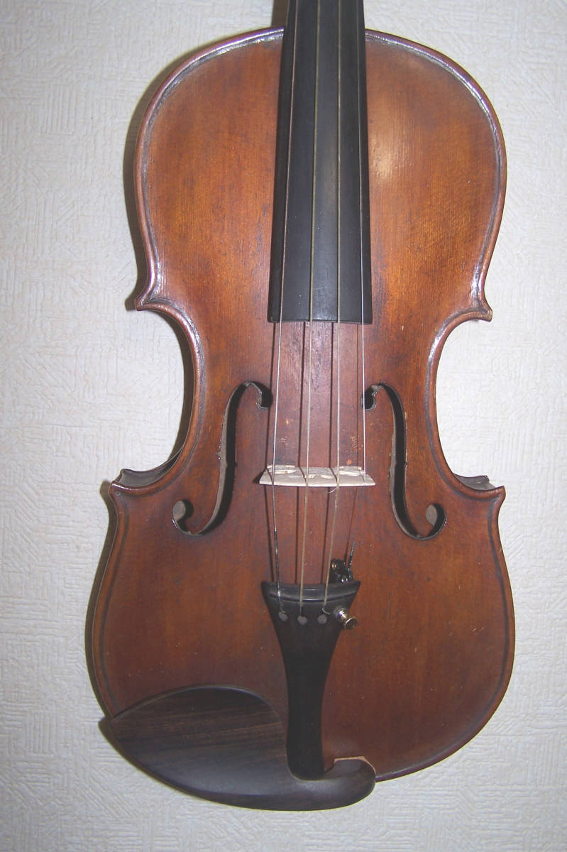 バイオリン Old Violin has Grafted Neck