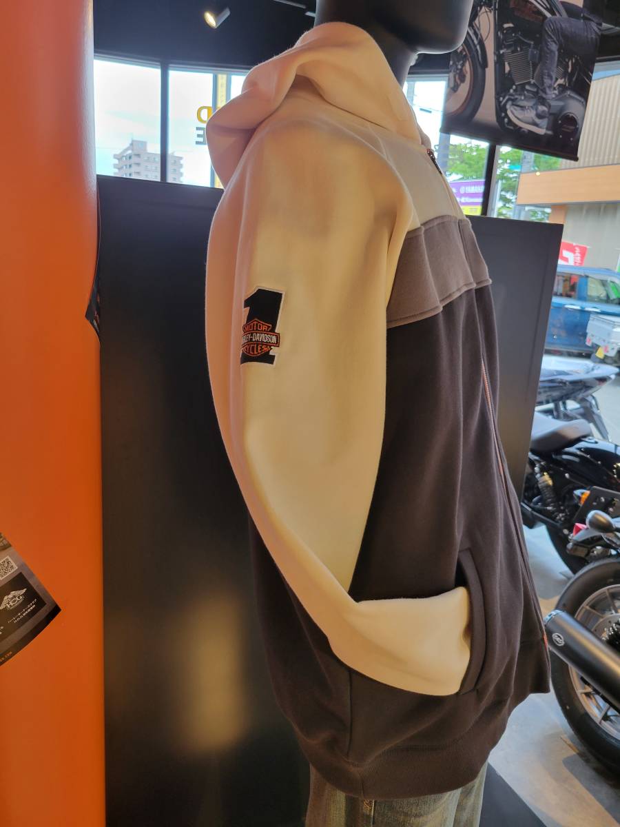 【ハーレーダビッドソン】HOODIE-HD RACING,L/S,KNT,CLB　99161-19VM　メンズパーカー　２Lサイズ★店頭展示品/新品同様商品★_画像2