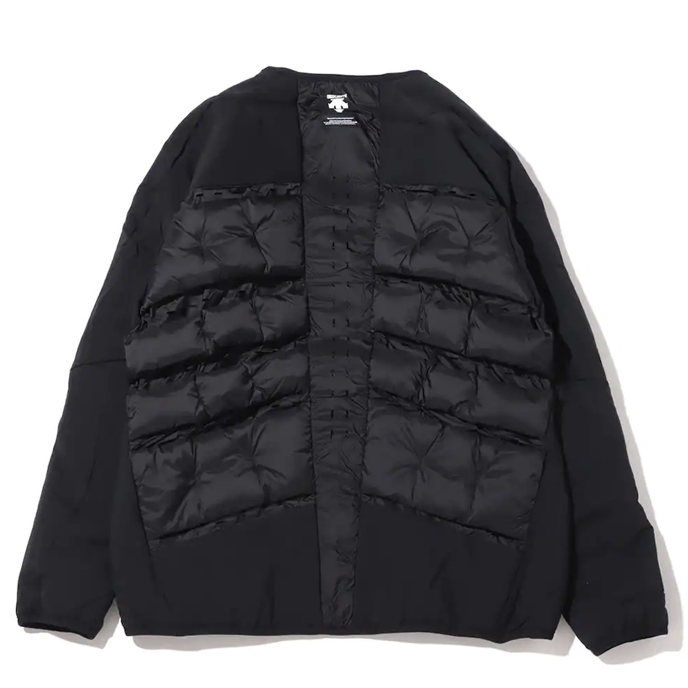 新品 DESCENTE S I O 3D-INSULATOR JACKET BLACK O 定価82 500円 新品 DESCENTE S I O 3D-INSULATOR JACKET BLACK O 定価82 500円