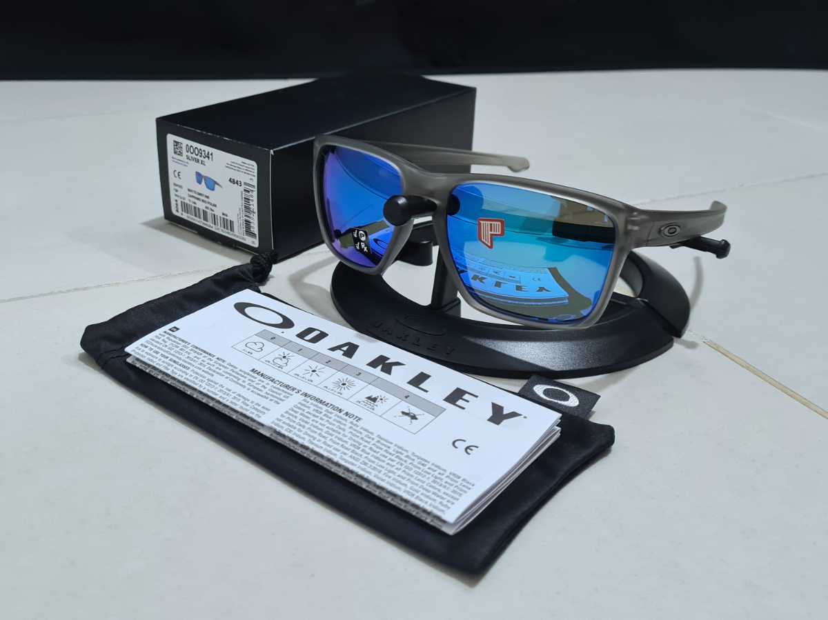 新品 偏光レンズ OAKLEY SLIVER XL オークリー スリバー SAPPHIRE POLARIZED サファイア イリジウム ポラライズド サングラス OO9341-0357