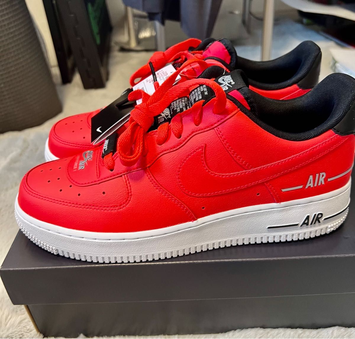 新品未使用　NIKE AIR FORCE 1 ’07 LV8 3 26㎝