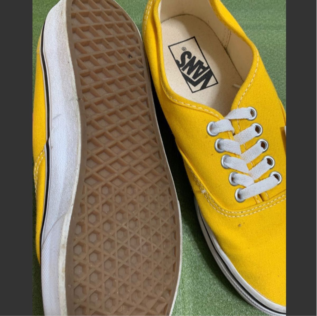 VANS  バンズ  AUTHENTIC  オーセンティック  イエロー  黄