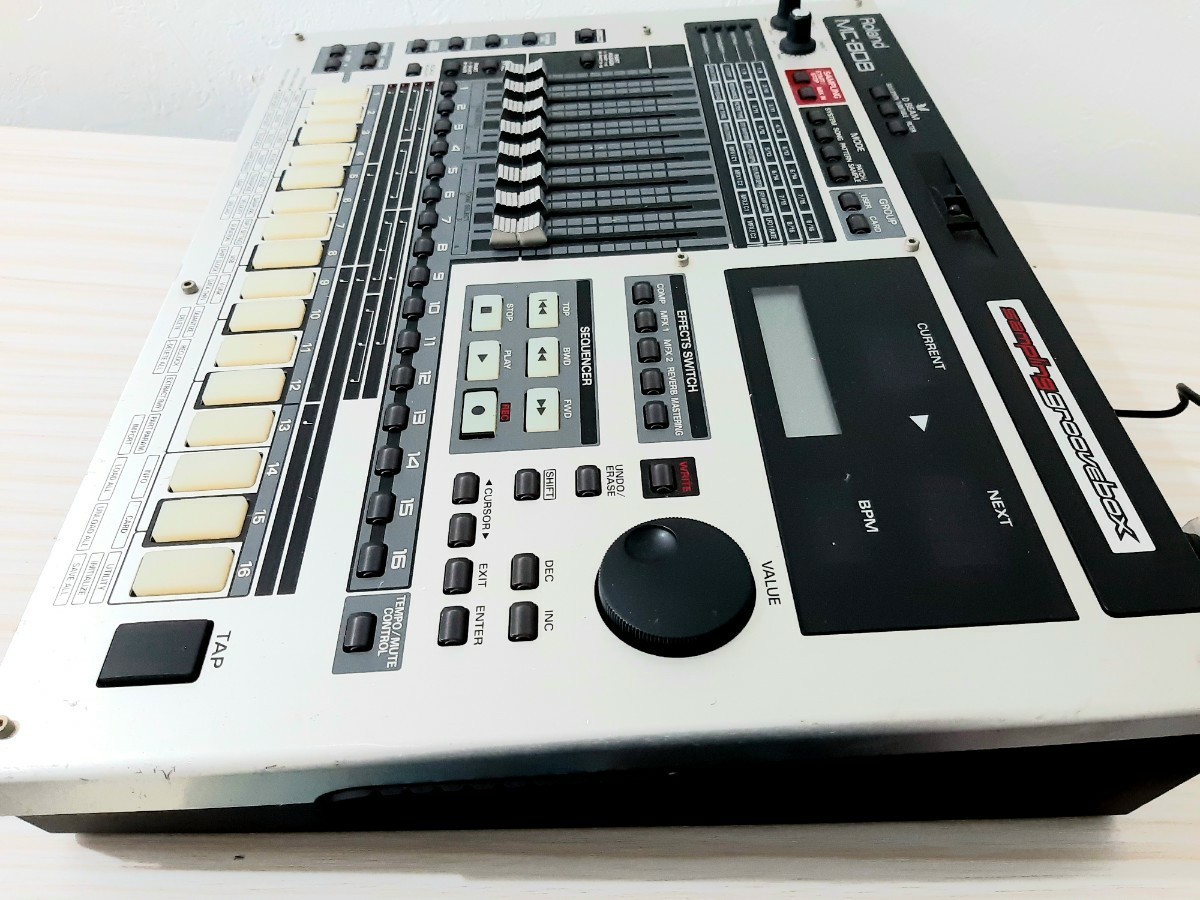 すぐ発送！お買い得！Roland MC-808 サンプリング グルーブボックス リズムマシン 音響機材 ローランド　動作品　中古品_画像8